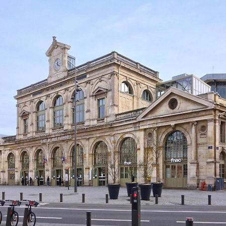Appartement 2 Chambres Avec Parking, Proche Metro Lille Luaran gambar