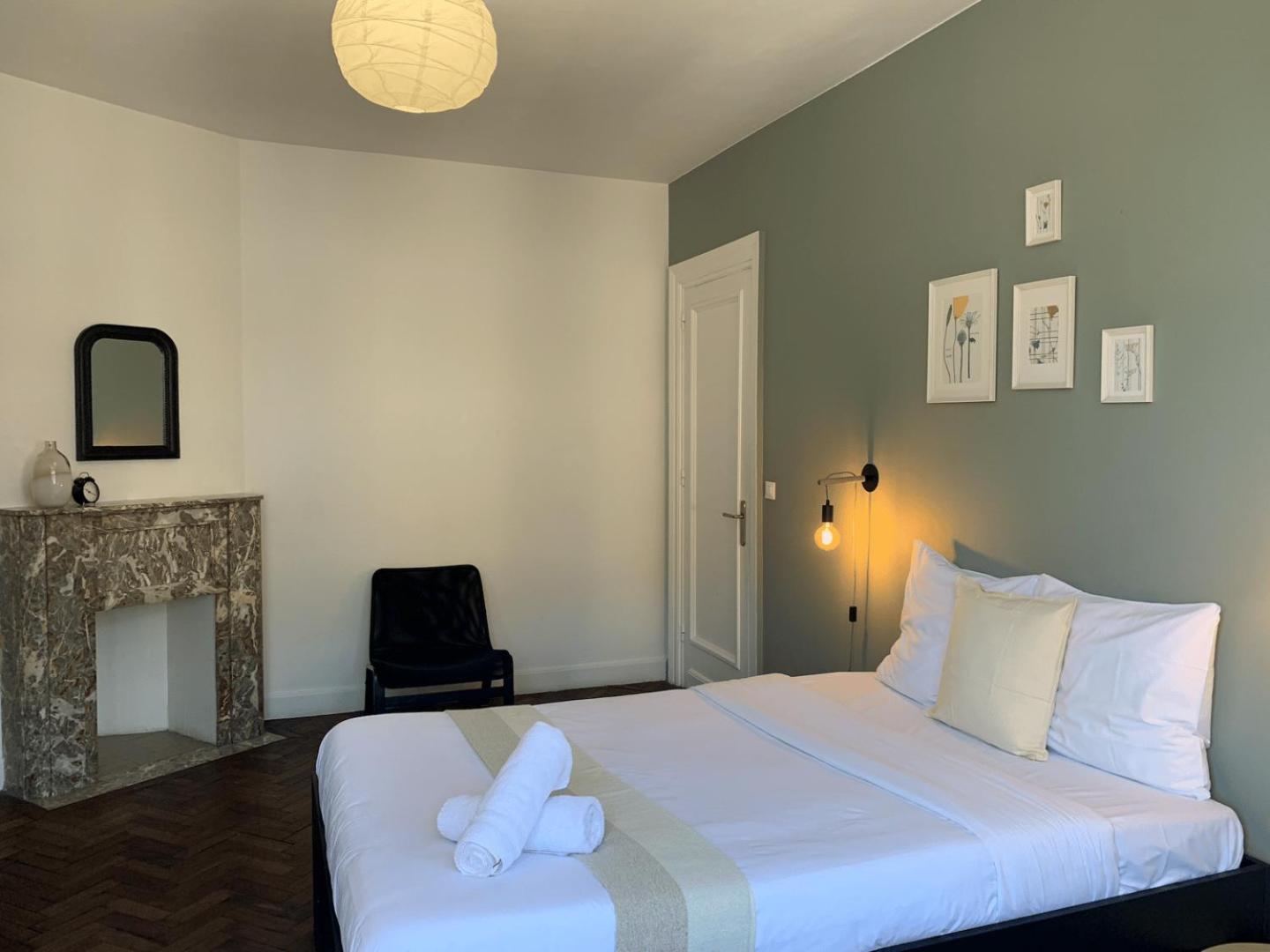 Appartement 2 Chambres Avec Parking, Proche Metro Lille Luaran gambar