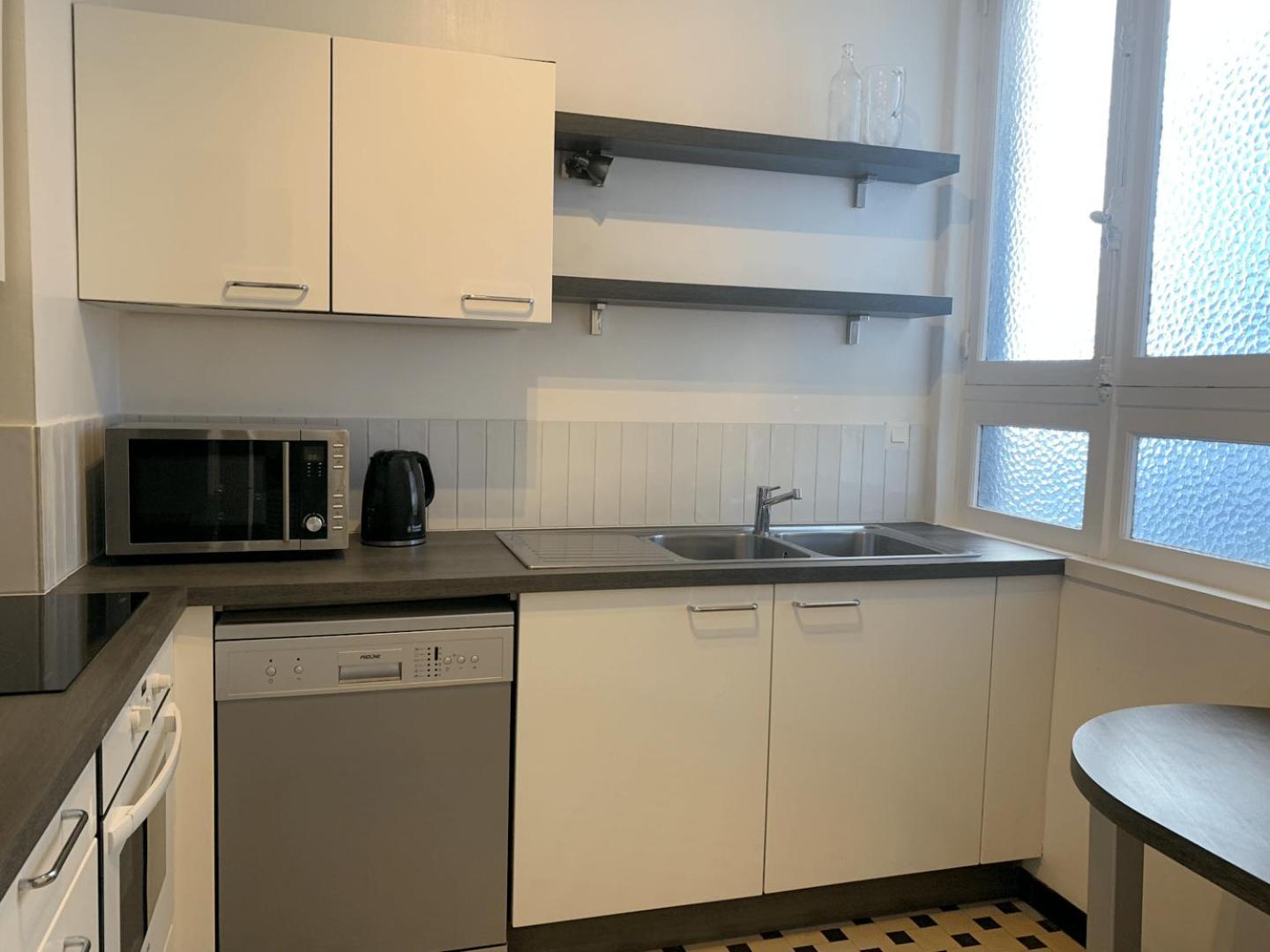 Appartement 2 Chambres Avec Parking, Proche Metro Lille Luaran gambar